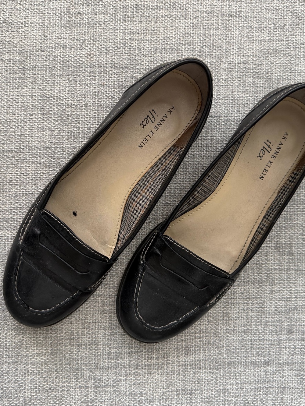 Anne Klein Black Leather Penny Loafers - Women's